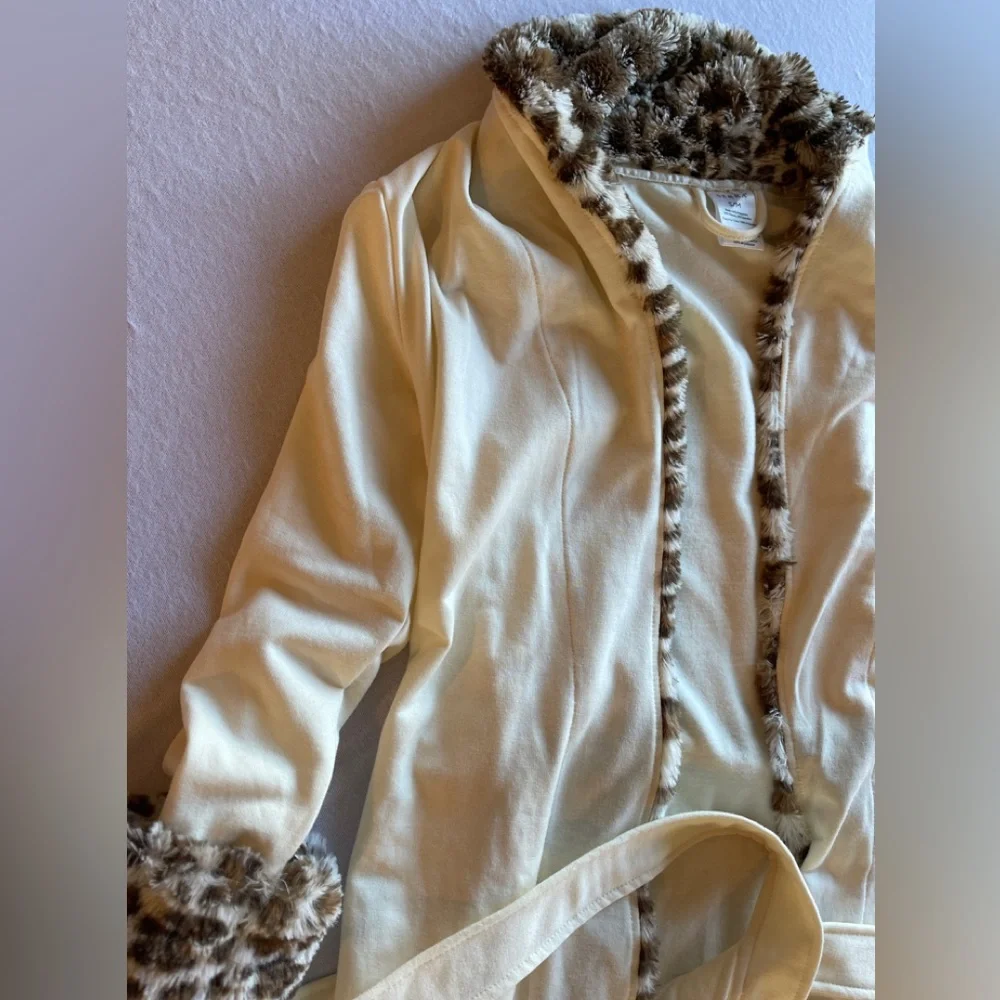 Serra Robe - Picture 2 of 11